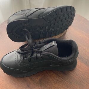 Black Reeboks Classic Sneakers Kids Preschool Size 1